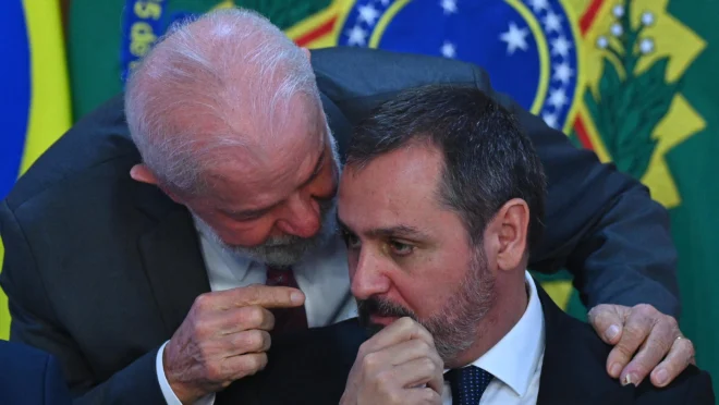 PF apura suspeita de interferência estrangeira nas eleições após representação da AGU