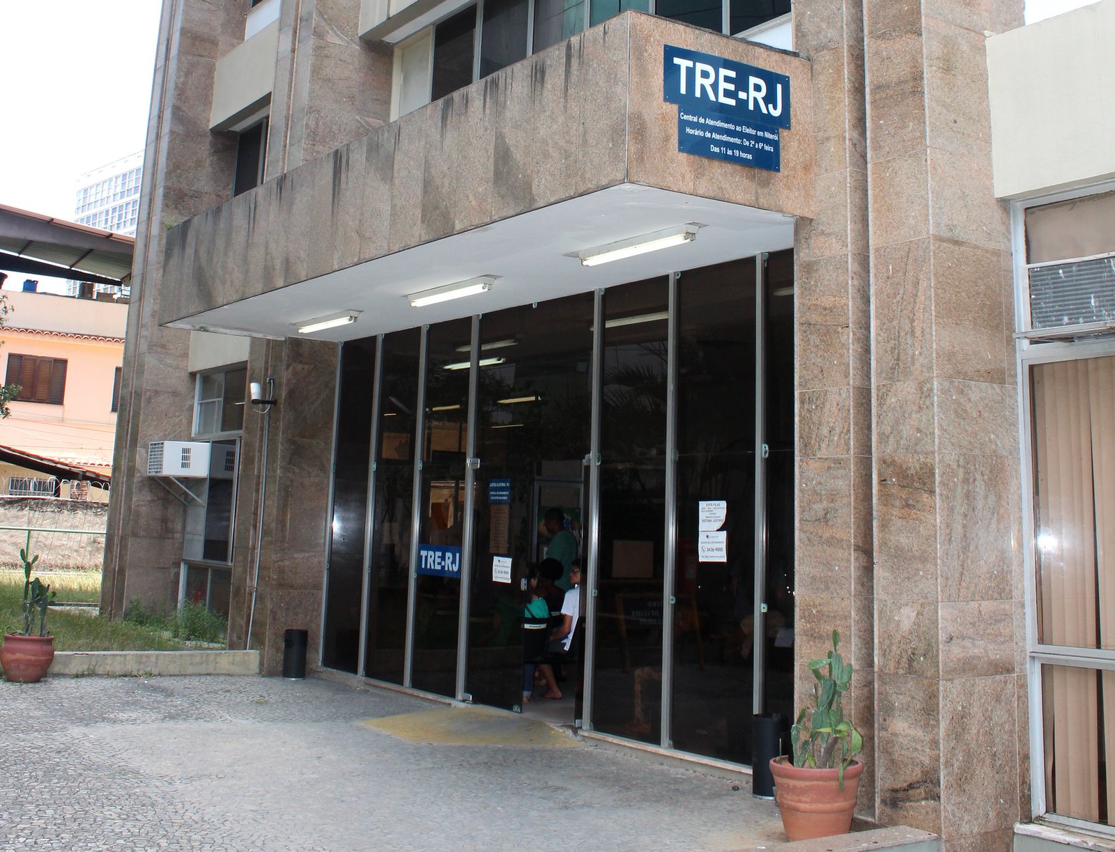 Colegiado do TRE-RJ aprova solicitação da Força Federal para o segundo turno das Eleições 2026
