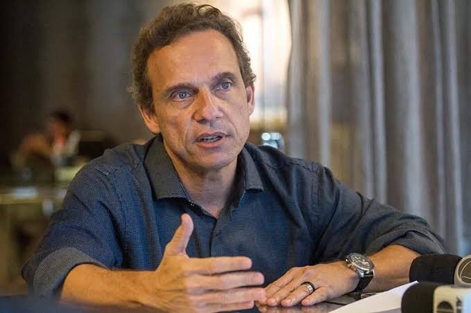 TRE-RJ reverte decisão anterior e aprova por unanimidade candidatura de Dr. Aluízio a deputado federal