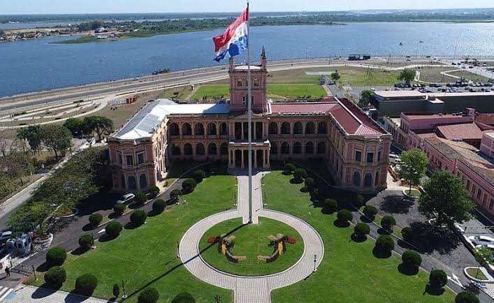 Paraguai atrai empresas e brasileiros em busca de custos menores e ambiente favorável aos negócios