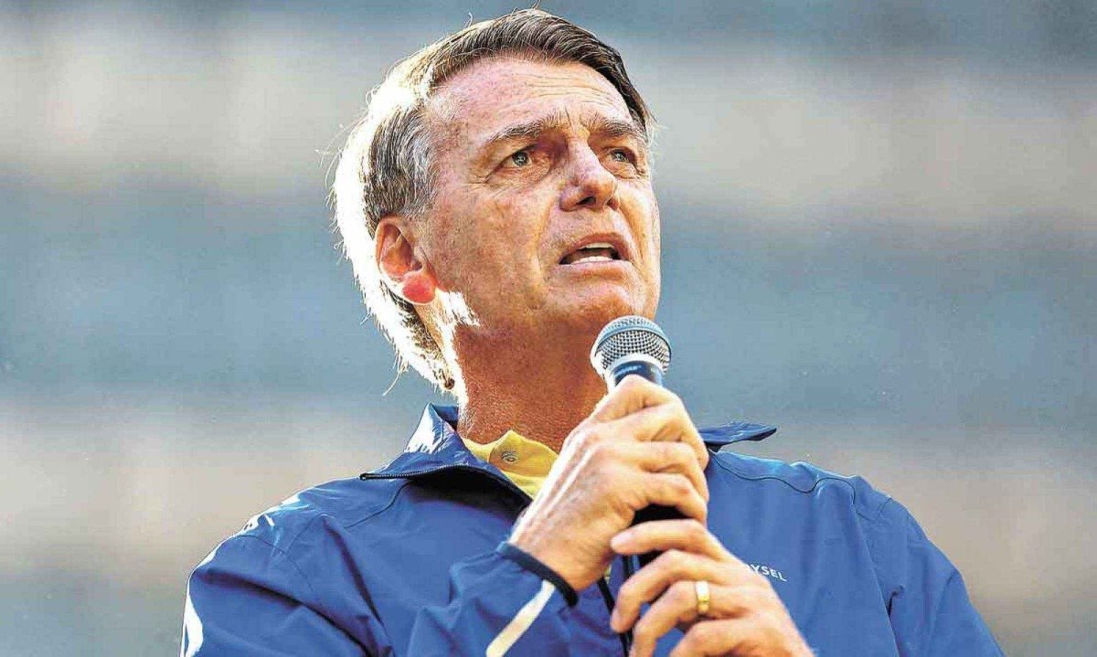 Bolsonaro usará tornozeleira eletrônica e está proibido de usar redes