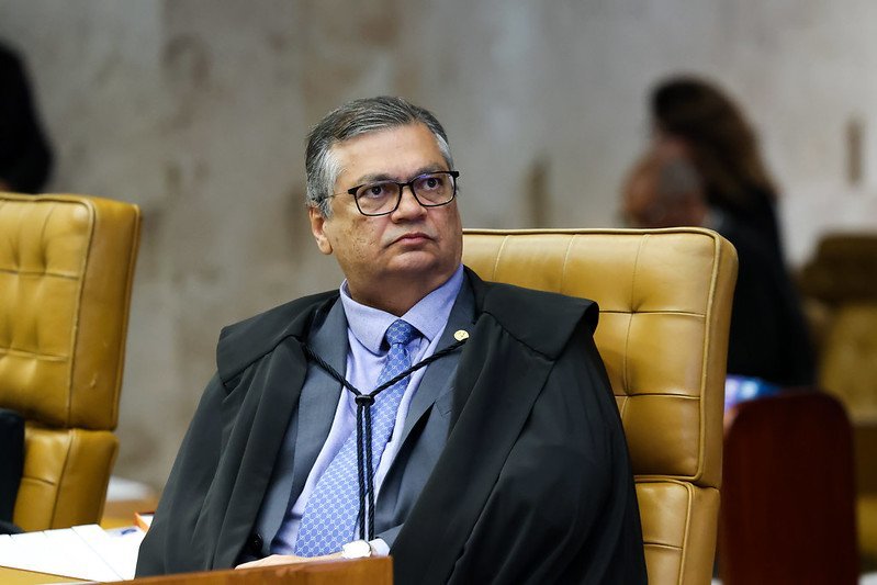 Supremo Sob Suspeita: Ataque de Ministro a Relatório da PF Aprofunda Crise de Credibilidade