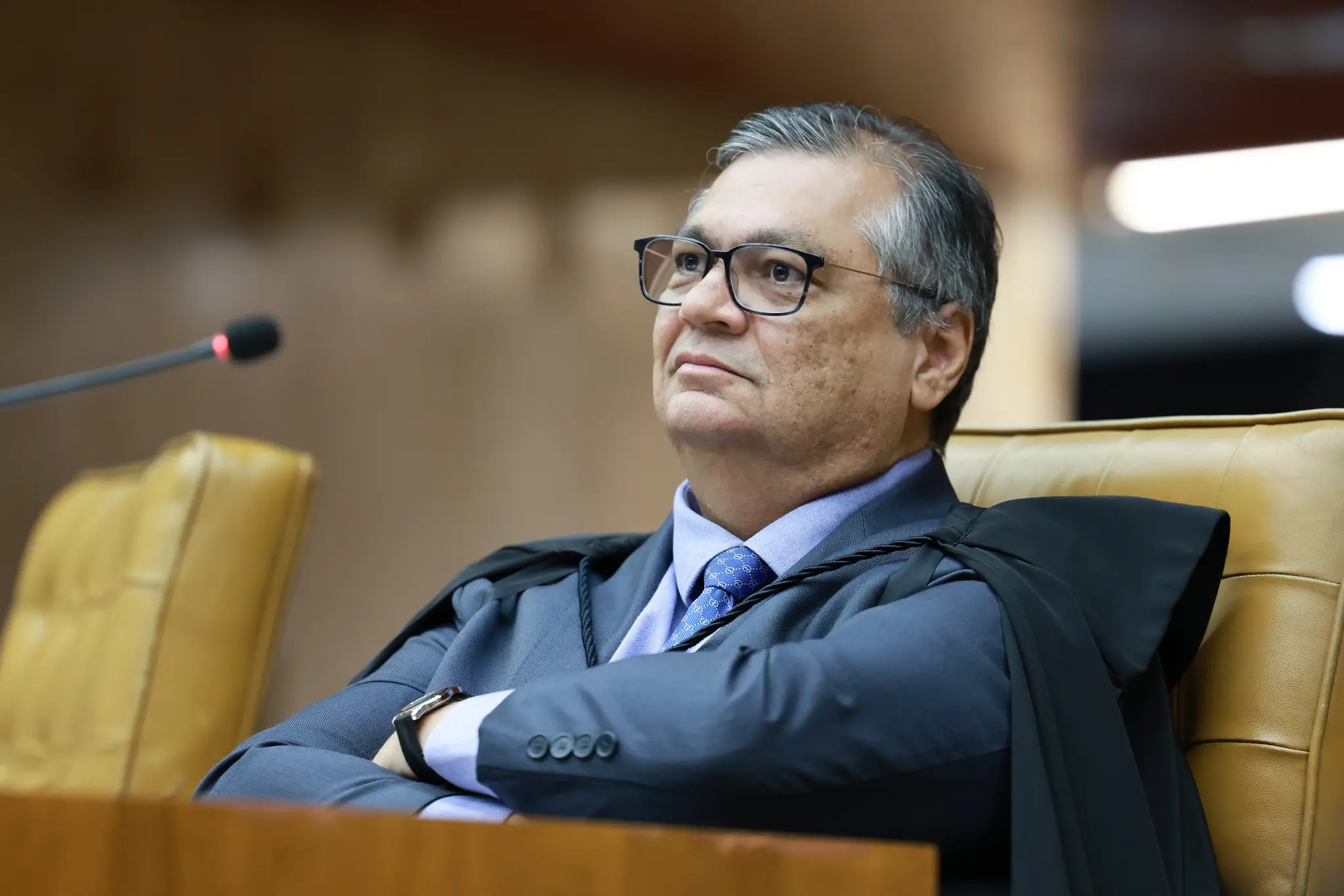 Dino manda governo apurar regularidade de emendas Pix para eventos