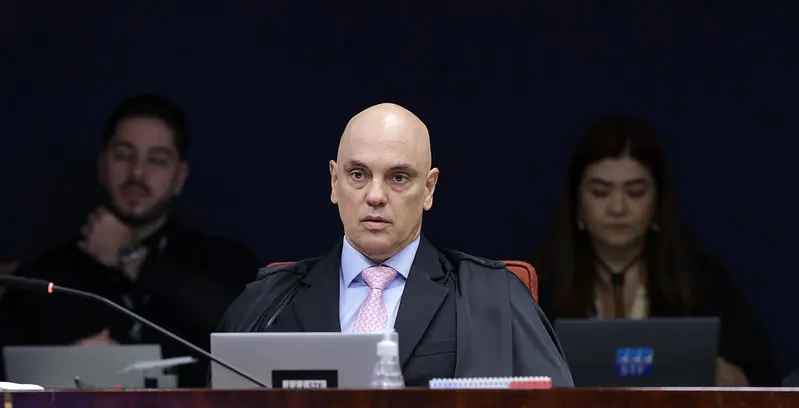 Moraes ordena afastamento de Bacellar para garantir andamento de apurações da PF
