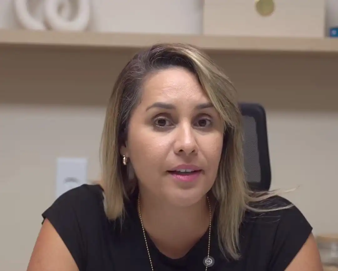 Prefeita de Araruama Daniela Soares cria comissão para auditar gestão da ex – prefeita Lívia de Chiquinho por corrupção