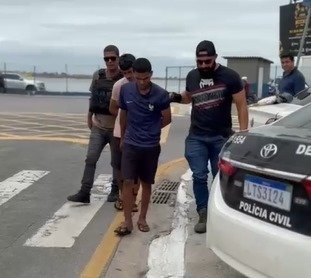 Polícia Civil faz campana e prende três traficantes com cocaína e maconha no Lagomar