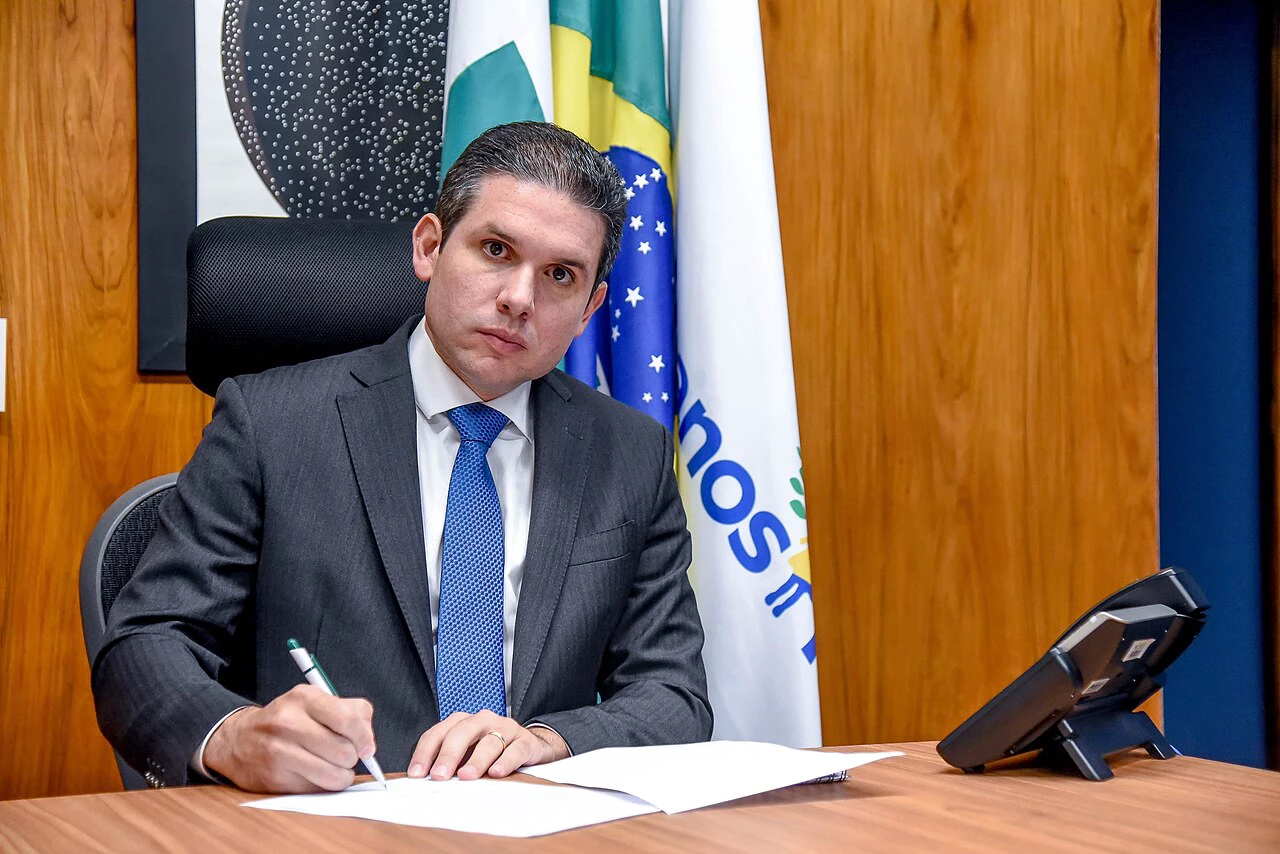 Lula e Trump retomam diálogo: Hugo Motta celebra avanço diplomático entre Brasil e EUA