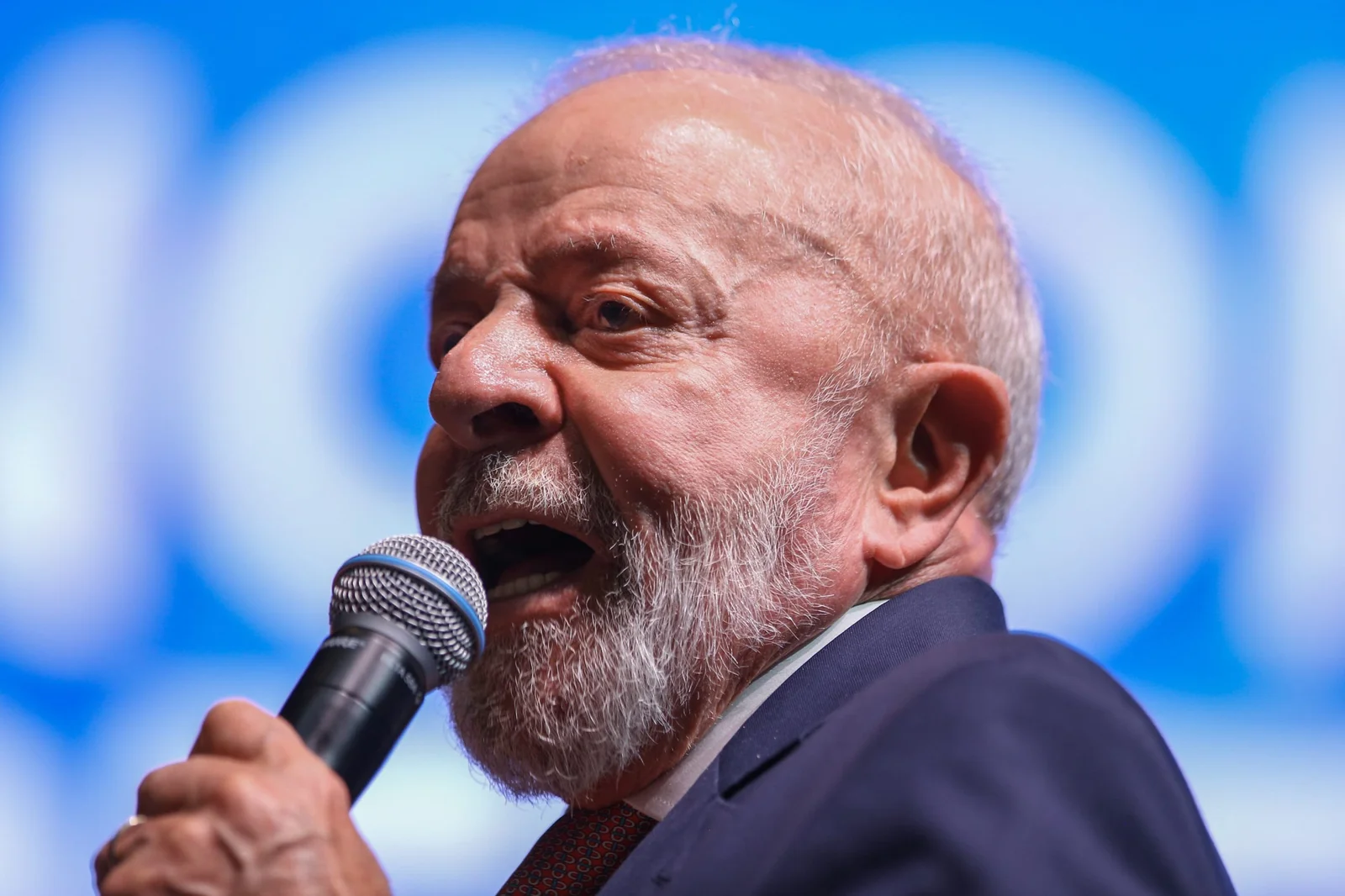 O Brasil está pagando caro e a culpa tem nome e sobrenome: Luiz Inácio Lula da Silva.