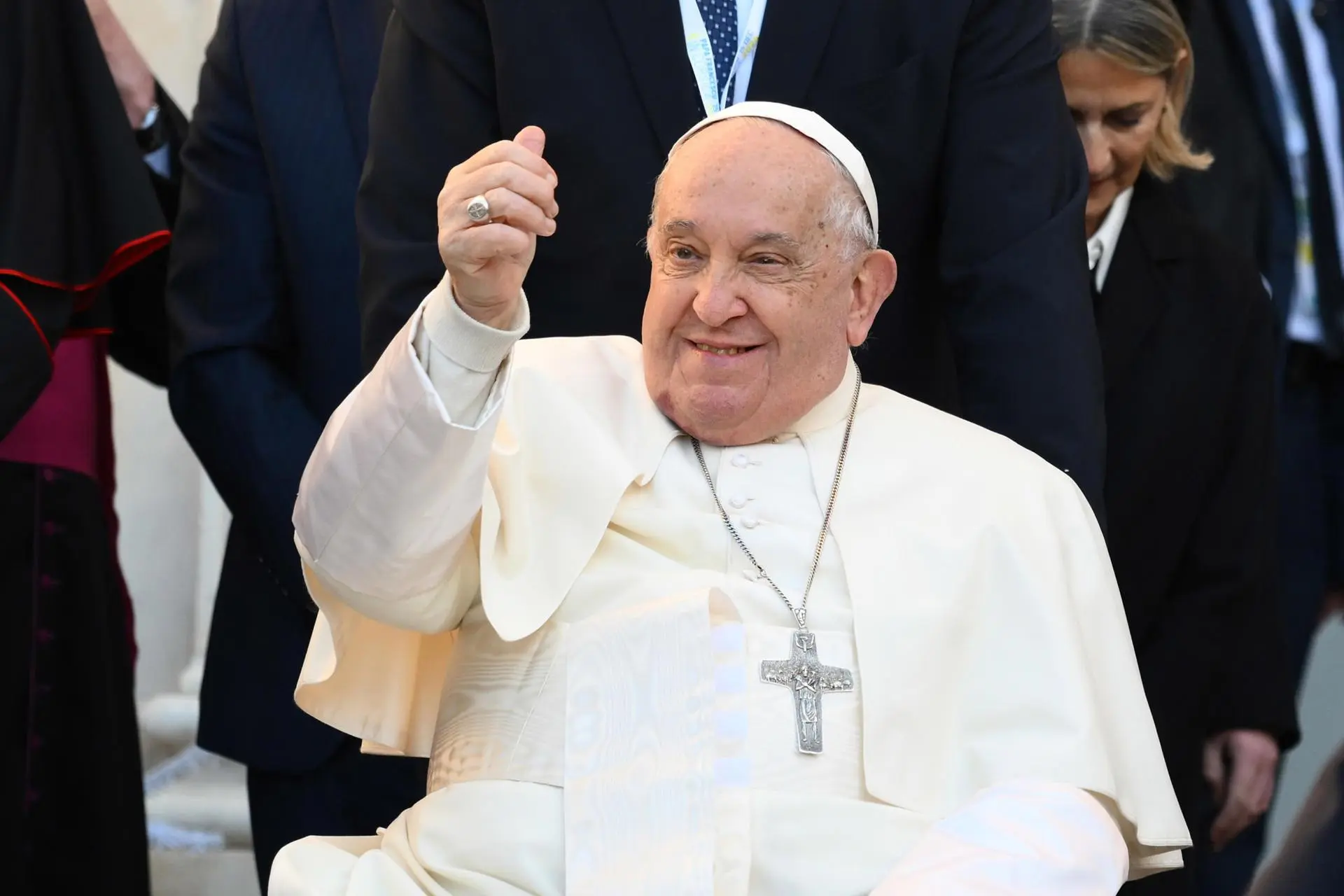 Papa Francisco morre aos 88 anos