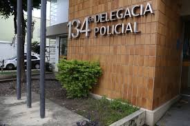 Mulher é assassinada dentro de casa em Campos; ex-companheiro é o principal suspeito