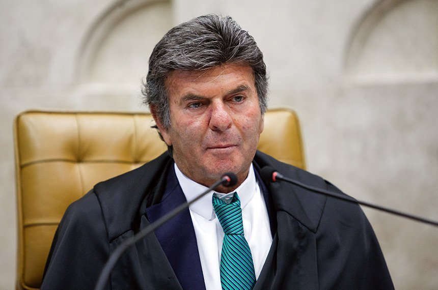 Ministro Luiz Fux se afasta de atividades presenciais do STF após diagnóstico de pneumonia dupla