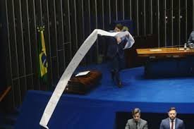 Senador Marcos do Val afirma estar sofrendo perseguição e exibe lista violações sofridas pelo STF