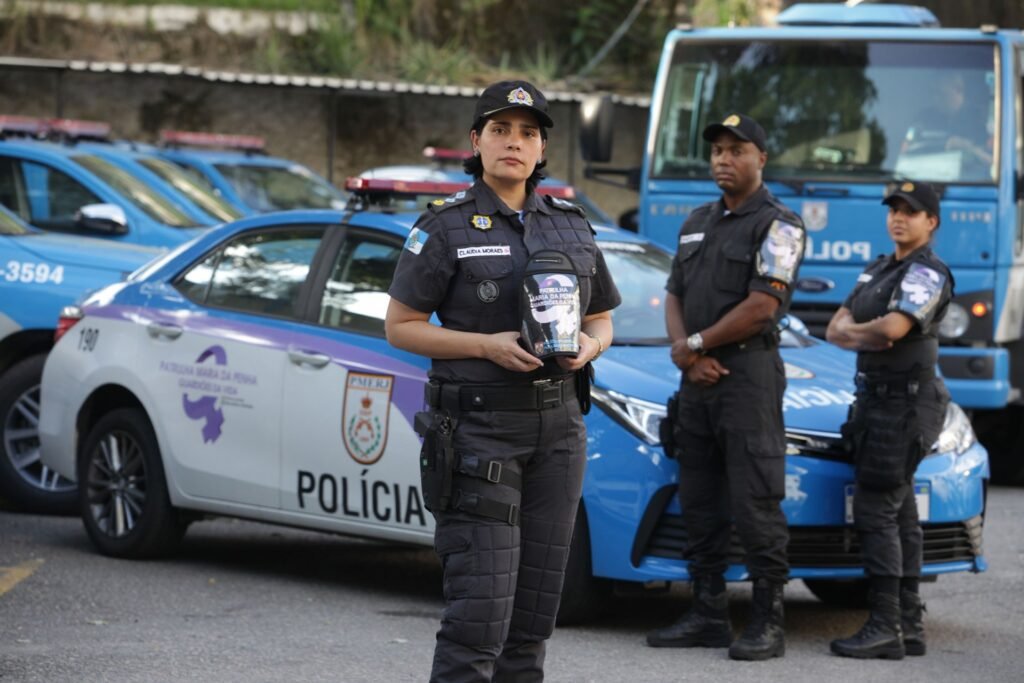 Central 190, da Polícia Militar, registra 240 denúncias de violência contra a mulher por dia