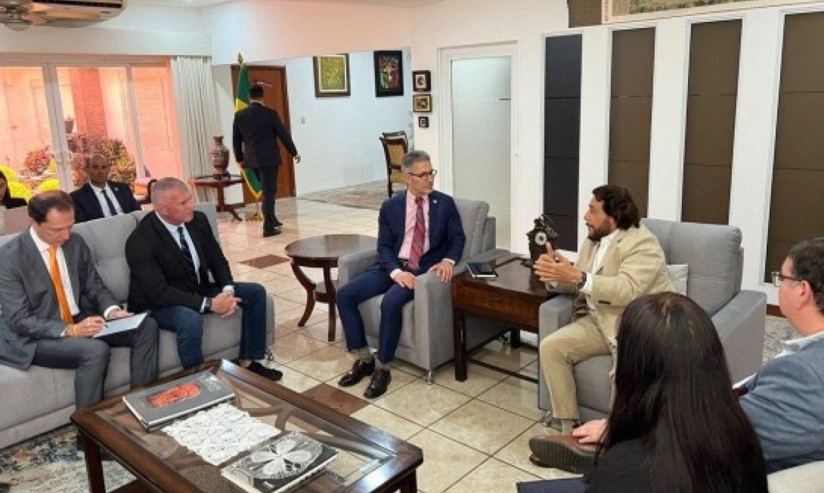 Zema diz que quer adotar modelo de combate ao crime de El Salvador em MG