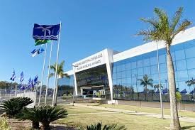 Câmara de Macaé exonera assessora em meio à crise gerada por ação da Polícia Federal