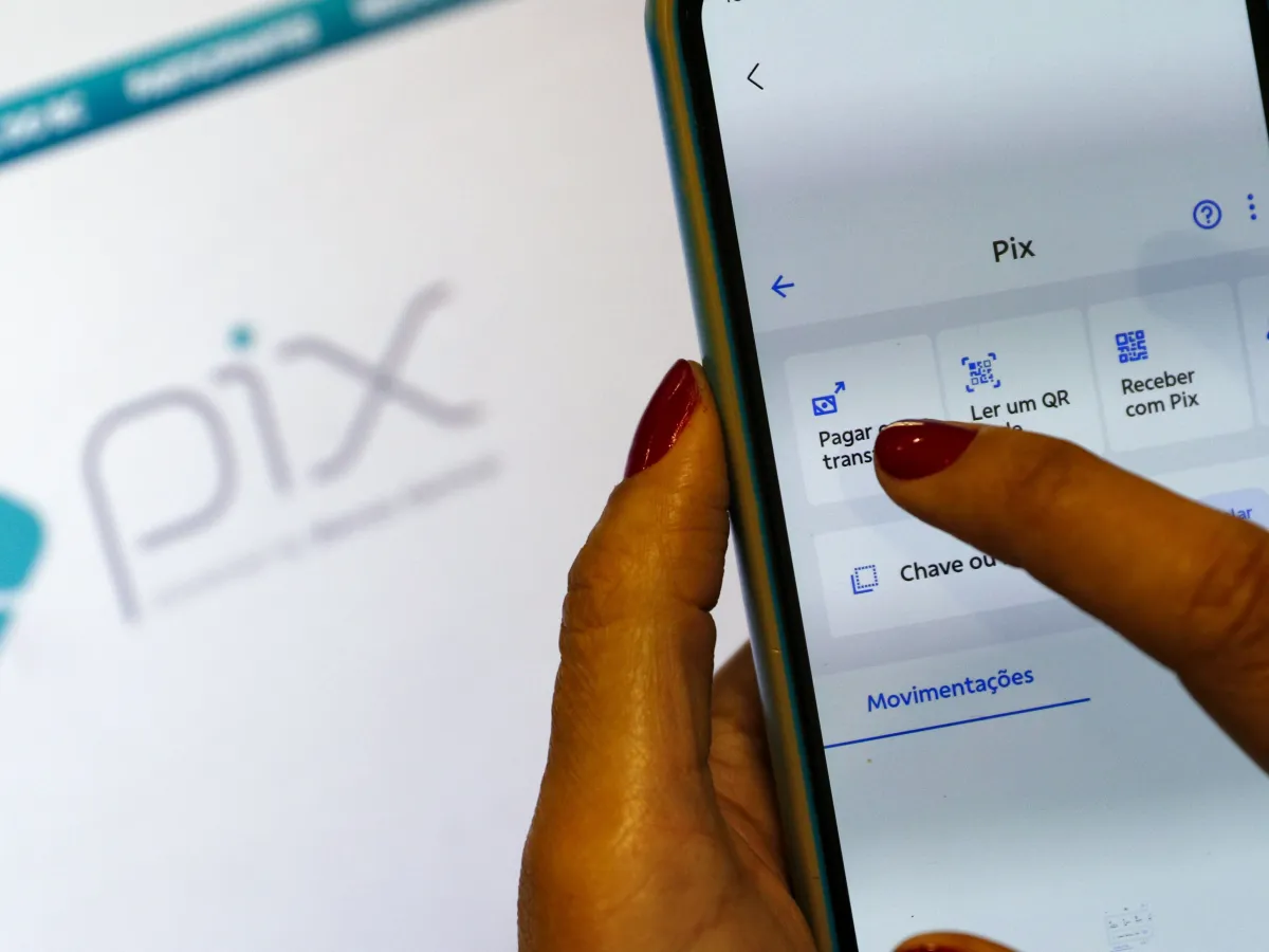 Banco Central lança MED 2.0, amplia rastreamento do PIX e reacende críticas ao Governo Federal sobre privacidade e controle