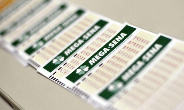 Mega-Sena pode pagar R$ 130 milhões nesta terça-feira