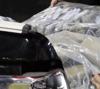 PRF, Receita Federal e Polícia Civil apreendem quase 900 kg de skunk em Campo Redondo/RN