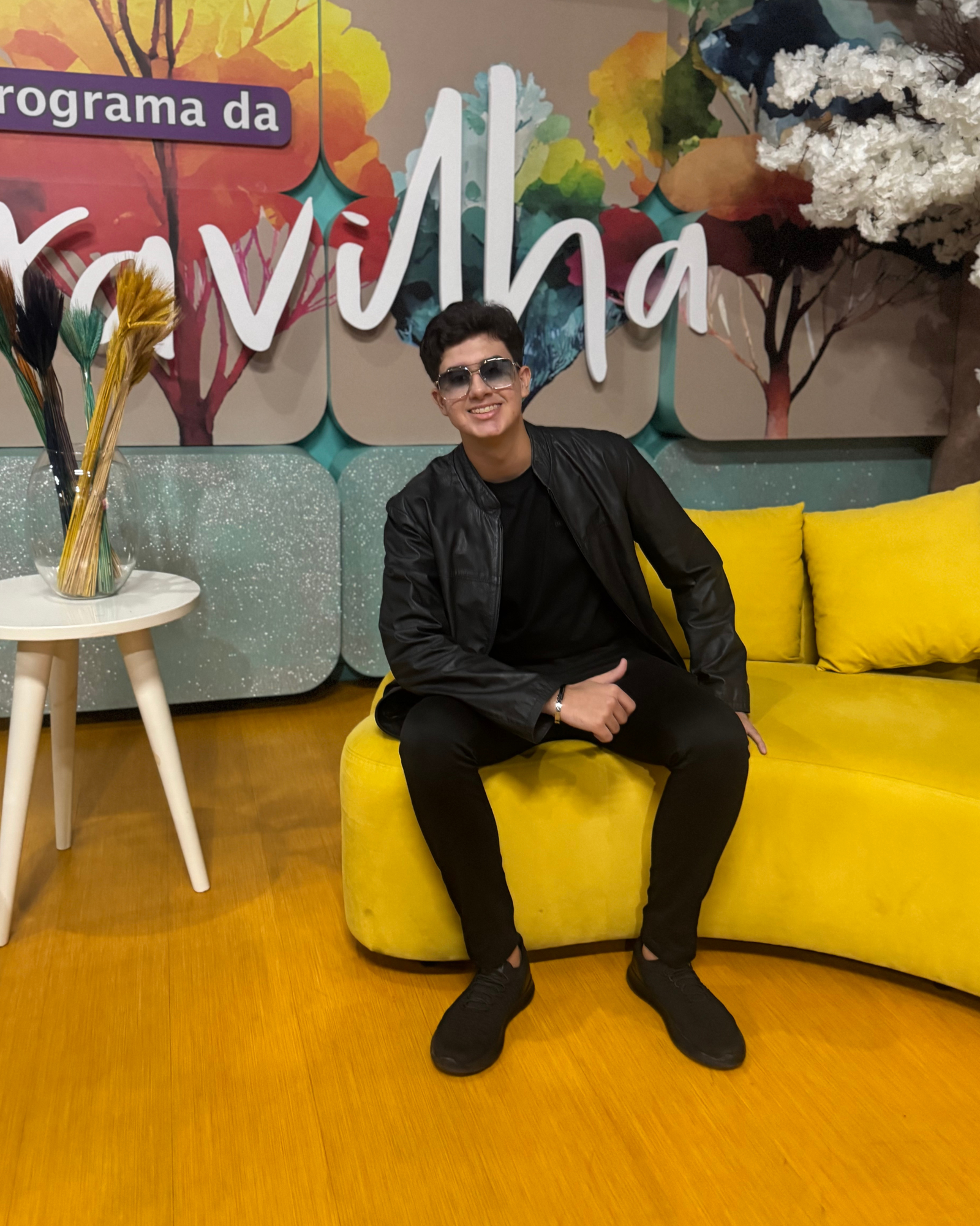 Um DJ que vem ganhando um grande destaque onde se apresenta, com sua presença vibrante, elegância, e com seu som diferenciado esta levando o nome do Espírito Santo para outros estados