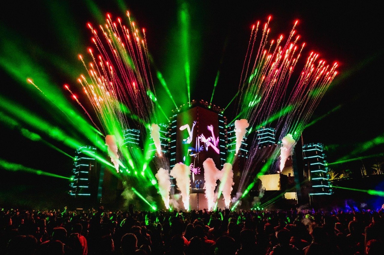 Com temática de série apocalíptica e Steve Angello no line-up, Mól Party acontece em Goiânia neste sábado (24) Tema “Aftermath” recria atmosfera semelhante à da série “The Last of Us” A festa que combina conceito, música eletrônica e open bar premium está de volta a Goiânia.