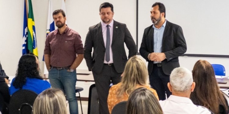 Novos procuradores são acolhidos em evento oficial em Macaé
