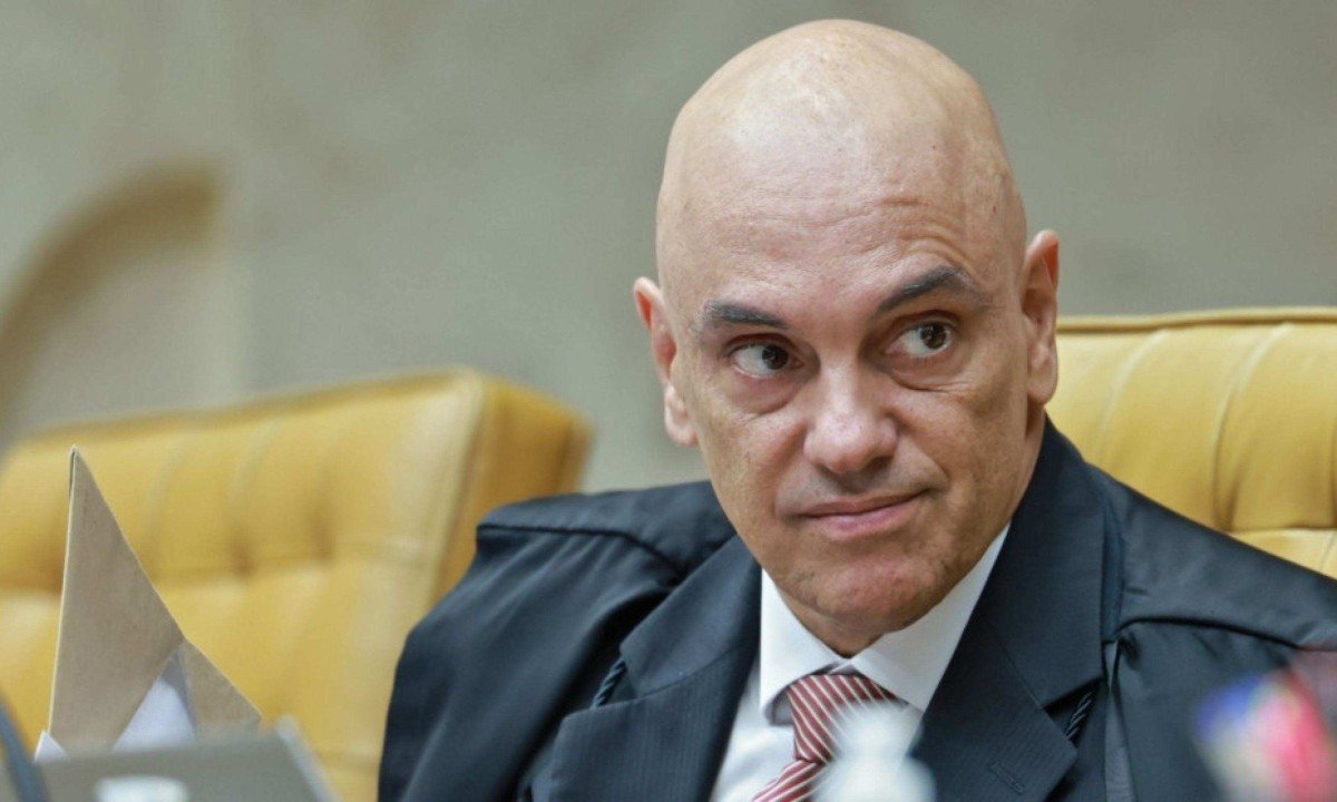 Moraes vota para derrubar manobra da Câmara pró-Ramagem