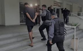 Quadrilha é presa por fraudes bancárias com dados de moradores de rua