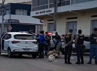 Policial Civil é suspeito de matar dois colegas dentro de viatura em Delmiro Gouveia