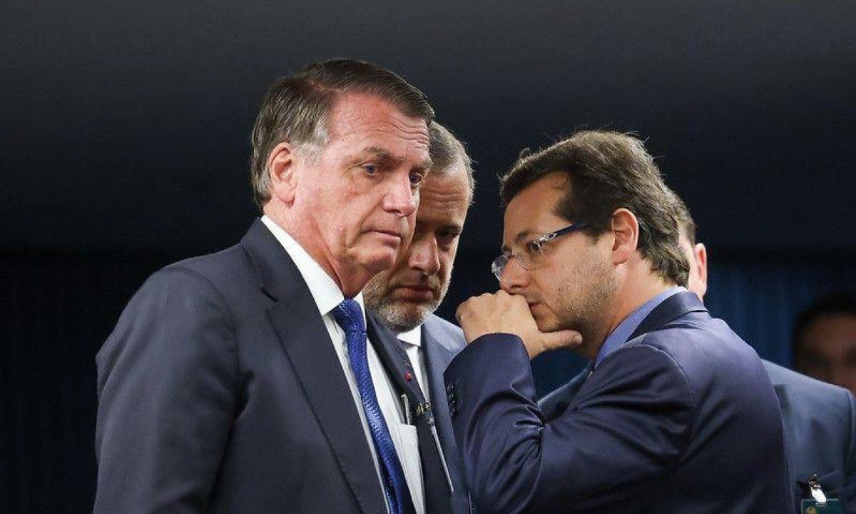 STF forma maioria para tornar Bolsonaro réu por tentativa de “golpe”
