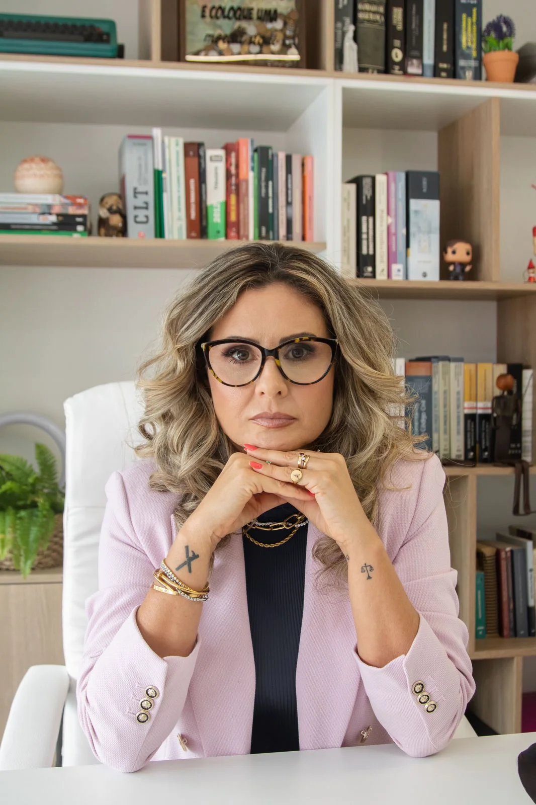 Justiça confirma guarda unilateral para a mãe e rejeita alegações do pai: “Ela é a referência de cuidado”