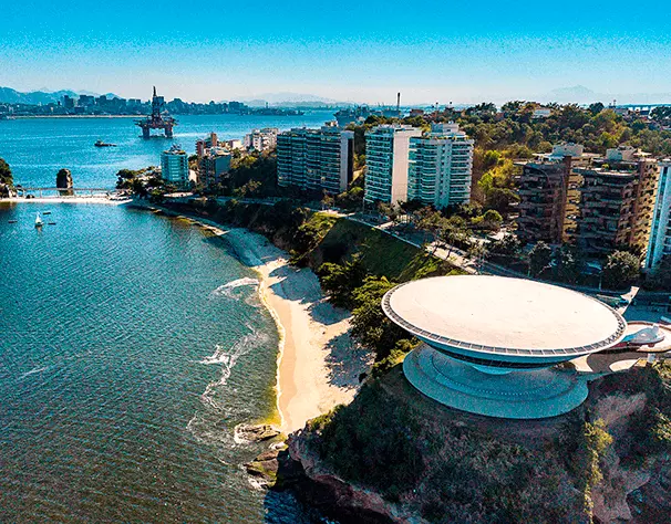 Niterói consolida liderança em segurança pública no RJ, aponta ISP; especialista destaca modelo baseado em tecnologia e integração