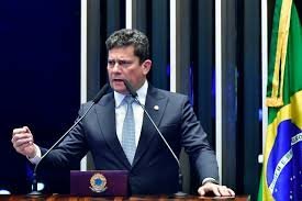 Exemplo de Trump: Moro vai enviar projeto ao Senado para tornar PCC organização terrorista
