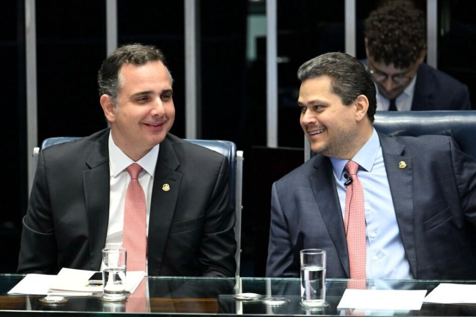 Senado aprova indicação de Rodrigo Pacheco ao TCU em meio a pressão da oposição contra Moraes