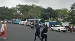 Denúncias nas redes levantam suspeitas sobre mobilização para ato de Lula em Bangu; relatos ainda precisam ser apurados